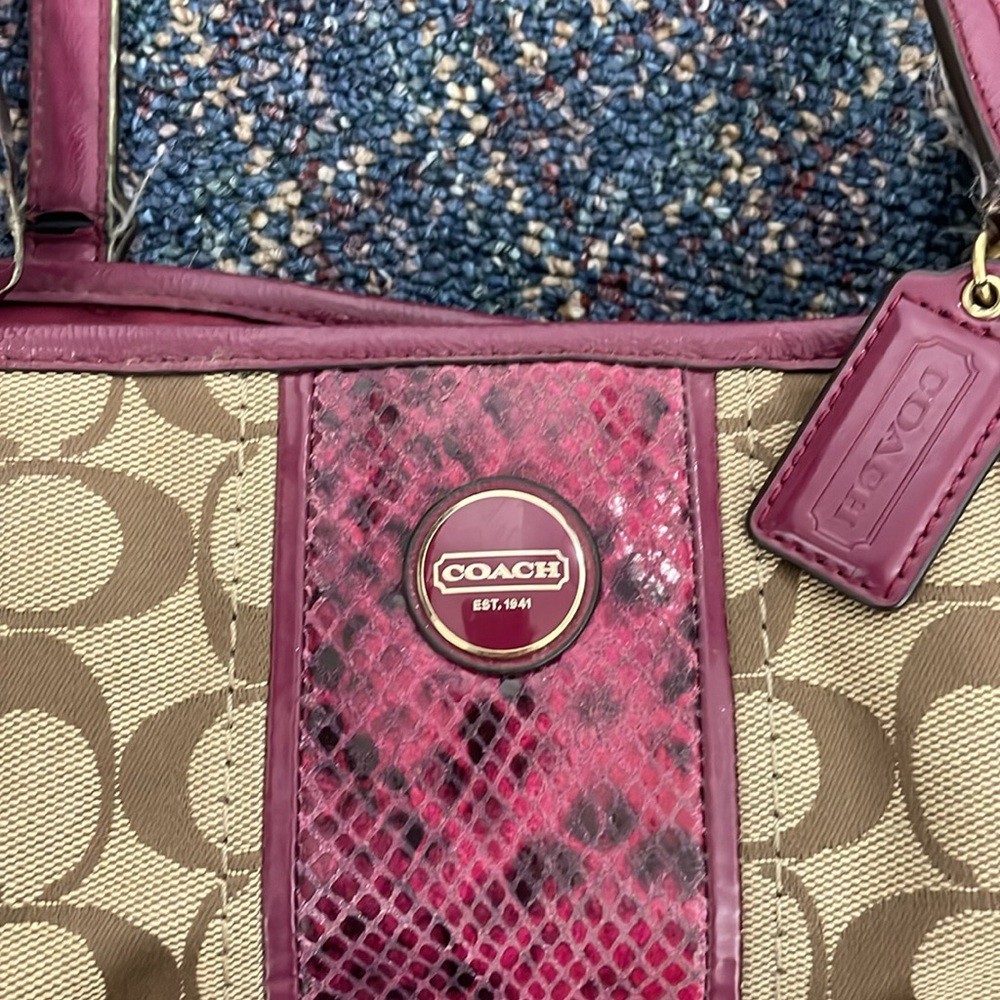Used Coach Signature Python Stripe Carry-All - Picture 3 of 17